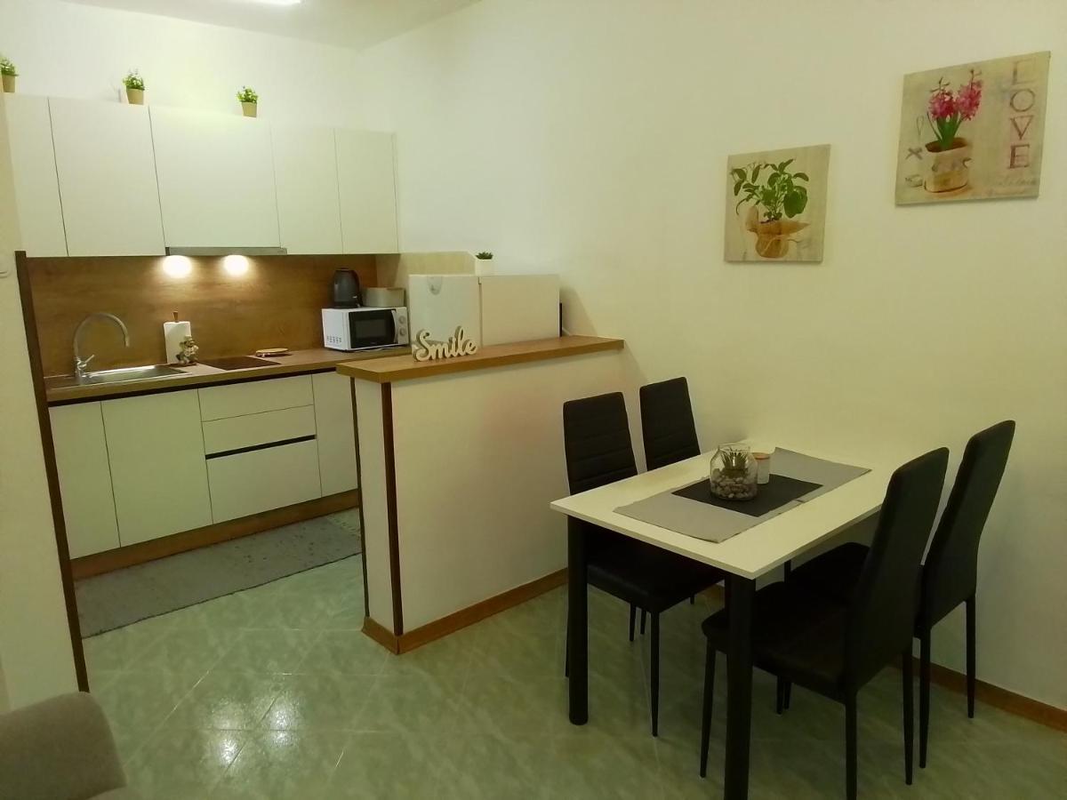 Apartman Leni Πόρετς Εξωτερικό φωτογραφία
